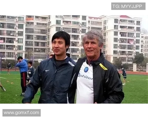 足球明星祁宏的职业生涯成就与个人生活全景介绍